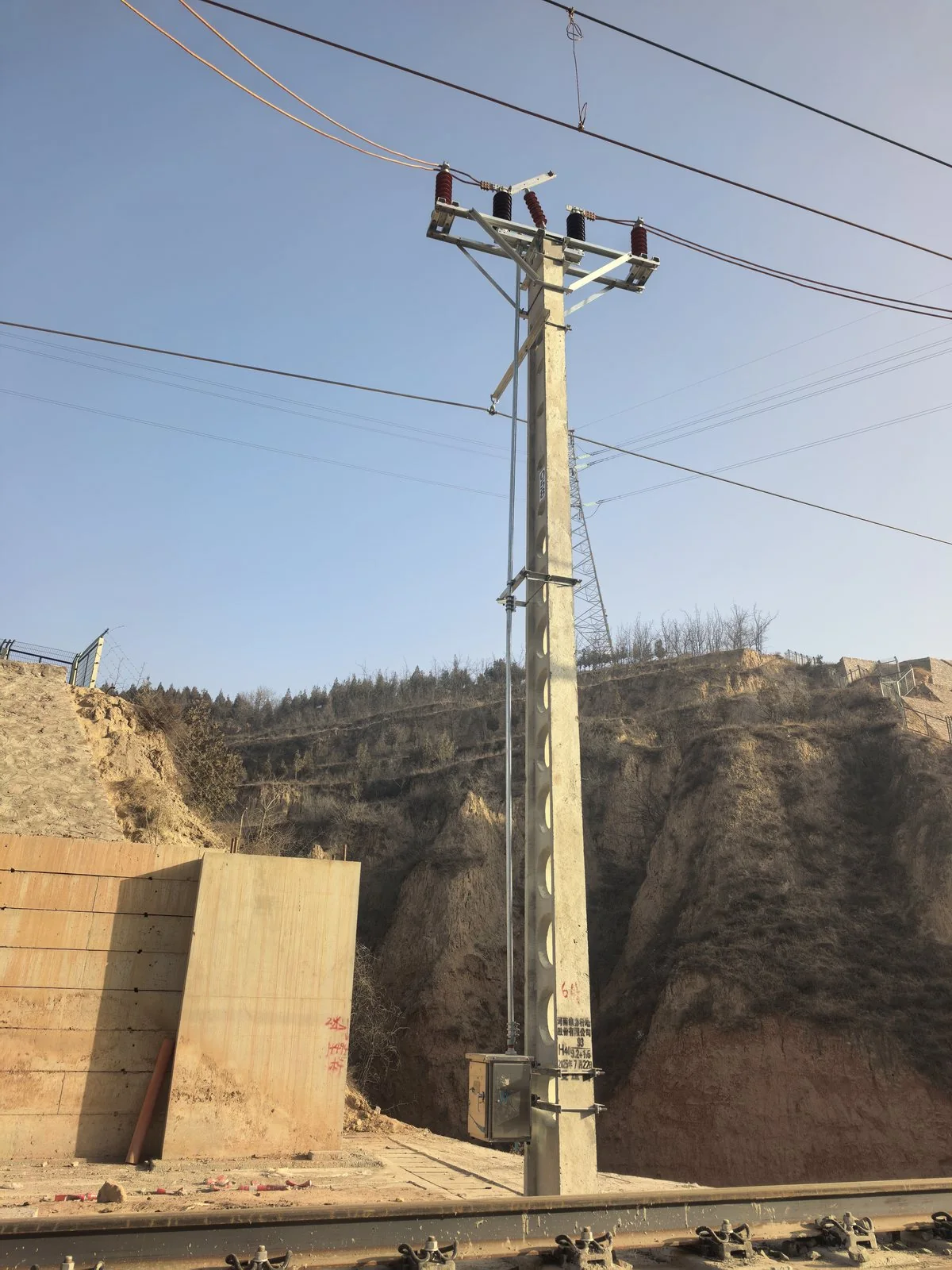 铁路接触网隔离开关应用场景